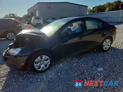 2014 CHEVROLET CRUZE LS 1G1PA5SHXE7405818 - główne zdjęcie licytacji z USA - miniatura