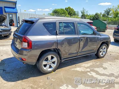 Trzecie zdjęcie samochodu z tyłu: 2017 JEEP COMPASS SPORT VIN:1C4NJDBB8HD104331 - miniatura