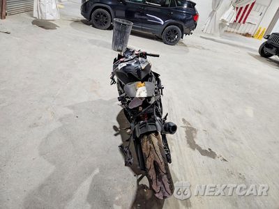 Czwarte zdjęcie samochodu z boku: 2013 KAWASAKI ZX636 E VIN:JKBZXJE15DA003671 - miniatura