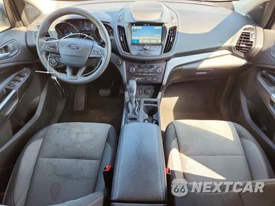 Zdjęcie 8 z 12 samochodu: 2019 FORD ESCAPE SE VIN:1FMCU9GD9KUB17694 - miniatura