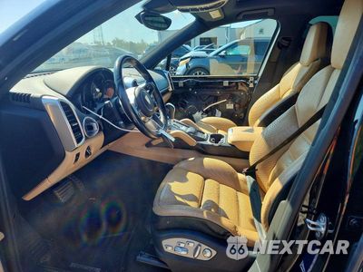 Zdjęcie 7 z 13 samochodu: 2017 PORSCHE CAYENNE SE HYBRID PLATINUM VIN:WP1AE2A24HLA74953 - miniatura