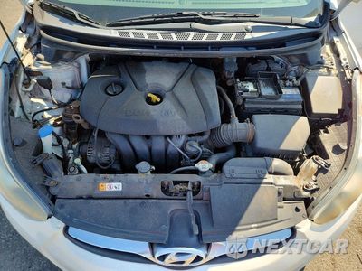 Zdjęcie 11 z 12 samochodu: 2013 HYUNDAI ELANTRA GLS VIN:5NPDH4AE3DH383470 - miniatura
