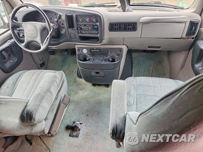 Zdjęcie 8 z 13 samochodu: 1998 CHEVROLET EXPRESS G3500 VIN:1GBHG31R3W1051397 - miniatura
