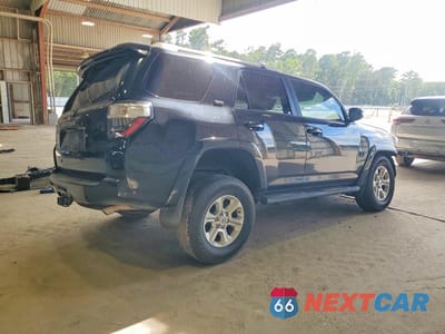 Trzecie zdjęcie samochodu z tyłu: 2015 TOYOTA 4RUNNER SR5 VIN:JTEZU5JR6F5090266 - miniatura