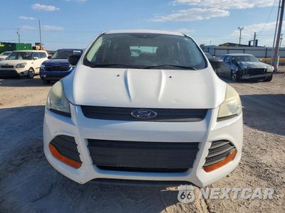 Piąte zdjęcie samochodu w środku: 2016 FORD ESCAPE S VIN:1FMCU0F77GUB97222 - miniatura