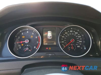 Zdjęcie 9 z 13 samochodu: 2016 VOLKSWAGEN GTI S/SE VIN:3VW5T7AU4GM007268 - miniatura