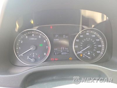 Zdjęcie 9 z 12 samochodu: 2017 HYUNDAI ELANTRA SE VIN:KMHD74LF7HU357440 - miniatura