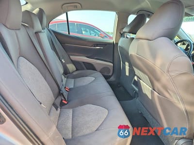 Zdjęcie 10 z 12 samochodu: 2020 TOYOTA CAMRY LE VIN:4T1C11AK3LU338193 - miniatura