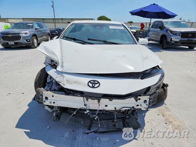 Piąte zdjęcie samochodu w środku: 2025 TOYOTA CAMRY SE VIN:4T1DAACK6SU117607 - miniatura
