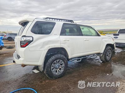 Trzecie zdjęcie samochodu z tyłu: 2016 TOYOTA 4RUNNER SR5 VIN:JTEBU5JR2G5285459 - miniatura