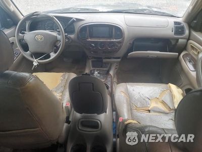 Zdjęcie 8 z 12 samochodu: 2006 TOYOTA TUNDRA DOUBLE CAB SR5 VIN:5TBET34106S533675 - miniatura