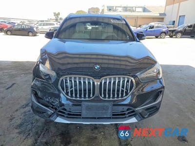 Piąte zdjęcie samochodu w środku: 2021 BMW X1 XDRIVE28I VIN:WBXJG9C06M5S39886 - miniatura