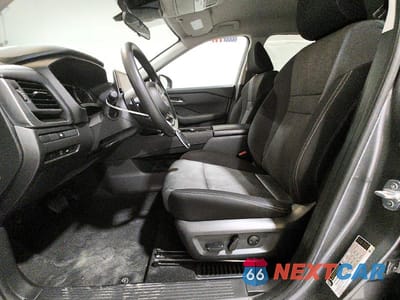 Zdjęcie 7 z 13 samochodu: 2024 NISSAN ROGUE SV VIN:5N1BT3BA2RC674228 - miniatura