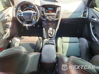 Zdjęcie 8 z 13 samochodu: 2014 FORD FOCUS ST VIN:1FADP3L96EL418728 - miniatura