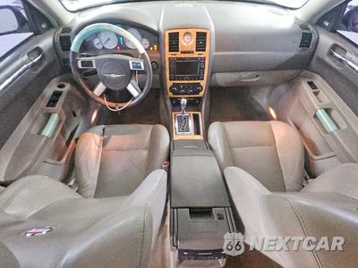 Zdjęcie 8 z 12 samochodu: 2007 CHRYSLER 300C VIN:2C3LA63H17H830124 - miniatura