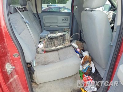 Zdjęcie 10 z 12 samochodu: 2007 DODGE DAKOTA QUAD SLT VIN:1D7HE48P17S215159 - miniatura