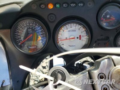 Zdjęcie 7 z 9 samochodu: 2003 TRIUMPH MOTORCYCLE SPRINT ST VIN:SMT600FV73J168585 - miniatura