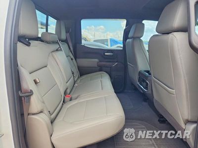 Zdjęcie 10 z 12 samochodu: 2021 GMC SIERRA C1500 SLT VIN:3GTP8DED9MG217977 - miniatura