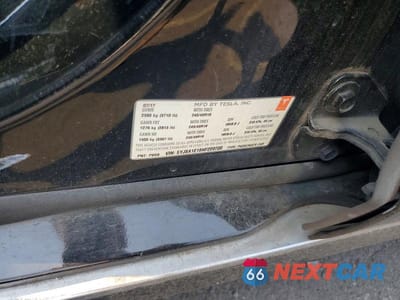 Zdjęcie 12 z 12 samochodu: 2017 TESLA MODEL S VIN:5YJSA1E15HF209700 - miniatura