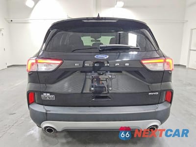 Zdjęcie 6 z 13 samochodu: 2021 FORD ESCAPE SE VIN:1FMCU9G68MUA73479 - miniatura