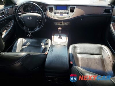 Zdjęcie 8 z 12 samochodu: 2009 HYUNDAI GENESIS 3.8L VIN:KMHGC46E39U018476 - miniatura