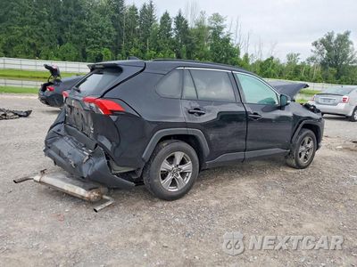 Trzecie zdjęcie samochodu z tyłu: 2024 TOYOTA RAV4 XLE VIN:2T3P1RFV7RC409691 - miniatura