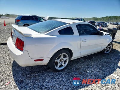 Trzecie zdjęcie samochodu z tyłu: 2006 FORD MUSTANG VIN:1ZVFT80N365130343 - miniatura