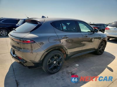 Trzecie zdjęcie samochodu z tyłu: 2024 DODGE HORNET R VIN:ZACPDFCW8R3A08187 - miniatura
