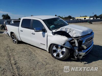 Czwarte zdjęcie samochodu z boku: 2021 RAM 1500 LARAMIE VIN:1C6SRFJT0MN617537 - miniatura
