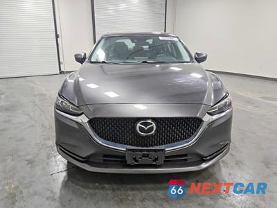 Piąte zdjęcie samochodu w środku: 2020 MAZDA 6 TOURING VIN:JM1GL1VM9L1516301 - miniatura