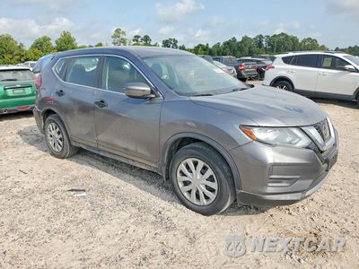 Czwarte zdjęcie samochodu z boku: 2017 NISSAN ROGUE S VIN:5N1AT2MT8HC865784 - miniatura