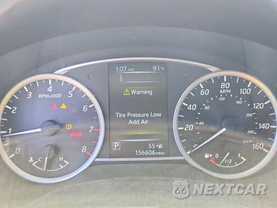 Zdjęcie 9 z 12 samochodu: 2018 NISSAN SENTRA S VIN:3N1AB7AP8JY202601 - miniatura