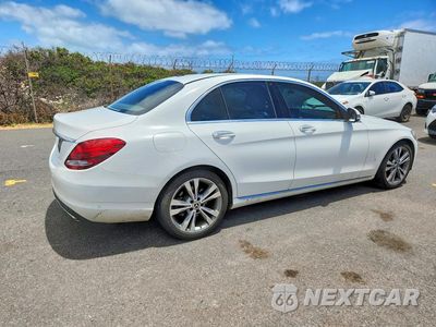 Trzecie zdjęcie samochodu z tyłu: 2017 MERCEDES-BENZ C 300 VIN:55SWF4JB6HU219637 - miniatura