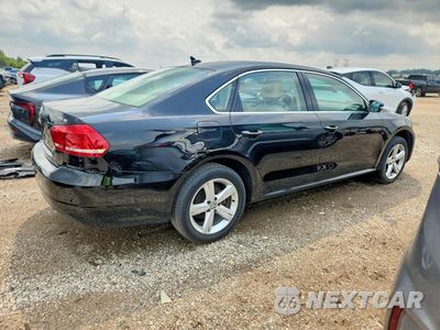Trzecie zdjęcie samochodu z tyłu: 2014 VOLKSWAGEN PASSAT SE VIN:1VWBS7A36EC110512 - miniatura