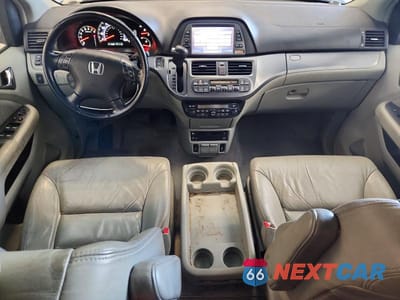 Zdjęcie 8 z 13 samochodu: 2006 HONDA ODYSSEY EXL VIN:5FNRL38716B022018 - miniatura