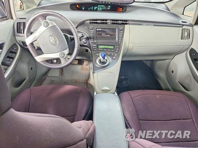 Zdjęcie 8 z 12 samochodu: 2010 TOYOTA PRIUS IV VIN:JTDKN3DU0A1215821 - miniatura