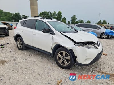 Czwarte zdjęcie samochodu z boku: 2015 TOYOTA RAV4 XLE VIN:2T3RFREV4FW403790 - miniatura