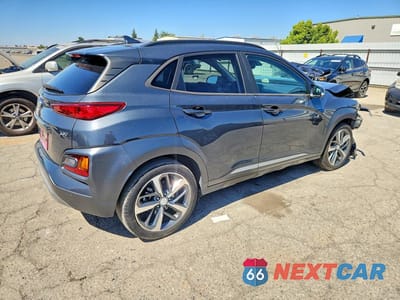 Trzecie zdjęcie samochodu z tyłu: 2020 HYUNDAI KONA ULTIMATE VIN:KM8K53A5XLU513545 - miniatura
