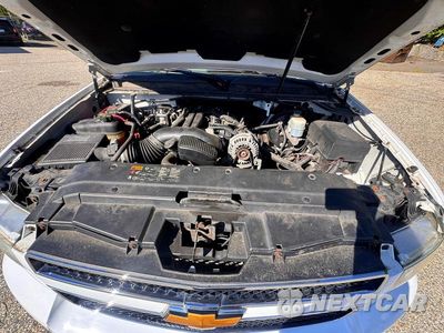 Zdjęcie 7 z 10 samochodu: 2012 CHEVROLET SUBURBAN K1500 LT VIN:1GNSKJE70CR204318 - miniatura