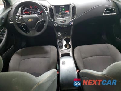 Zdjęcie 8 z 12 samochodu: 2019 CHEVROLET CRUZE LS VIN:1G1BC5SM3K7148837 - miniatura