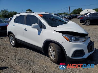 Czwarte zdjęcie samochodu z boku: 2018 CHEVROLET TRAX 1LT VIN:KL7CJLSB0JB688353 - miniatura