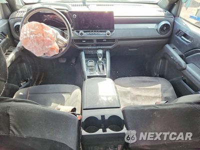 Zdjęcie 8 z 12 samochodu: 2023 CHEVROLET COLORADO LT VIN:1GCGSCEC3P1205815 - miniatura