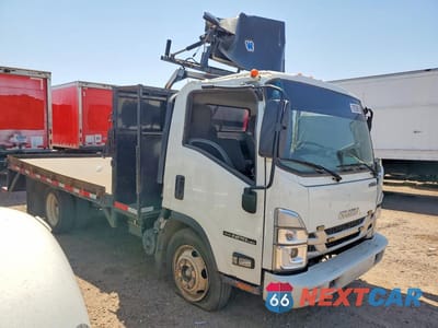 Czwarte zdjęcie samochodu z boku: 2024 ISUZU NPR HD FLATBED TRUCK VIN:54DC4W1DXRS220796 - miniatura