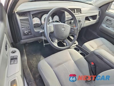 Zdjęcie 8 z 13 samochodu: 2010 DODGE DAKOTA SXT VIN:1D7RW3BKXAS225429 - miniatura