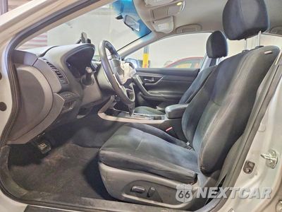 Zdjęcie 7 z 12 samochodu: 2015 NISSAN ALTIMA 2.5 S VIN:1N4AL3AP0FN873015 - miniatura