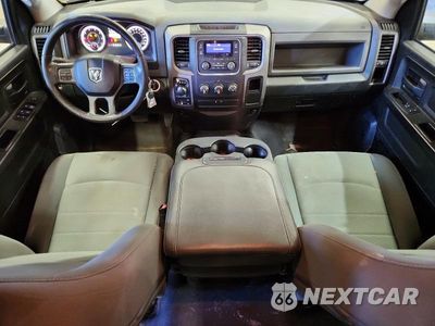 Zdjęcie 8 z 12 samochodu: 2016 RAM 1500 ST VIN:1C6RR7KG2GS108738 - miniatura
