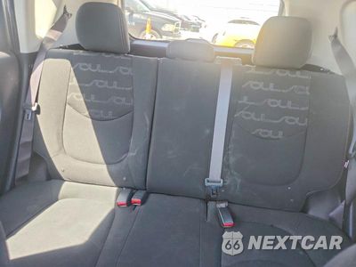 Zdjęcie 10 z 14 samochodu: 2013 KIA SOUL + VIN:KNDJT2A62D7599152 - miniatura