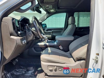 Zdjęcie 7 z 12 samochodu: 2023 GMC SIERRA K1500 SLT VIN:3GTUUDED3PG128263 - miniatura