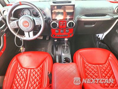 Zdjęcie 8 z 14 samochodu: 2015 JEEP WRANGLER UNLIMITED SPORT VIN:1C4BJWDG8FL549291 - miniatura