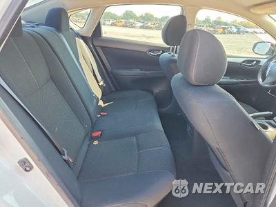 Zdjęcie 10 z 12 samochodu: 2017 NISSAN SENTRA S VIN:3N1AB7AP6HY237518 - miniatura